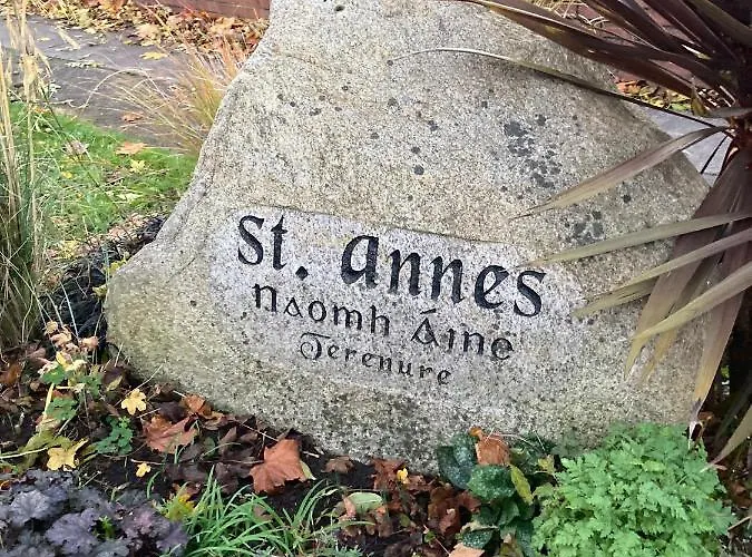 Villa Entire Terraced Two Story Redbrick House With Parking In Secluded Cul De Sac Dublin